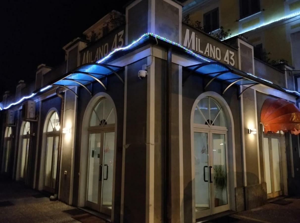 Hotel La Cupola Novara Exterior photo